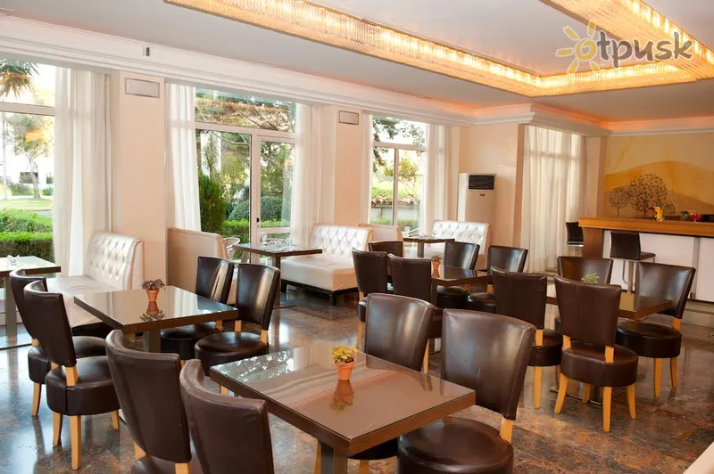 Фото отеля London Hotel 3* Atēnas Grieķija bāri un restorāni