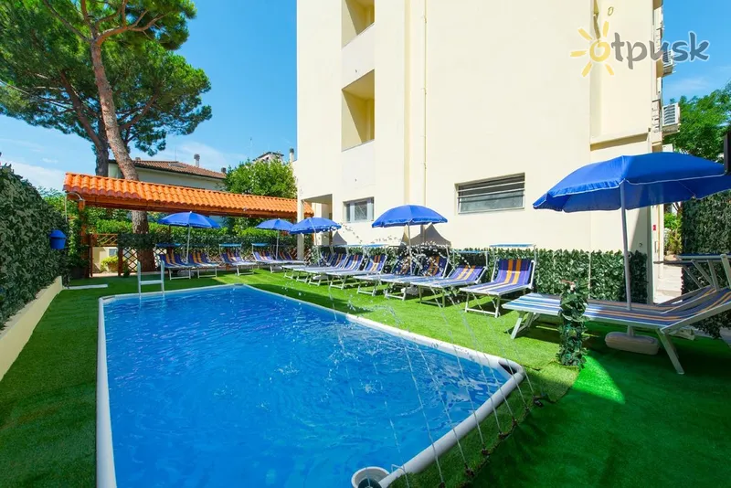 Фото отеля Vannucci Hotel 3* Rimini Itālija ārpuse un baseini