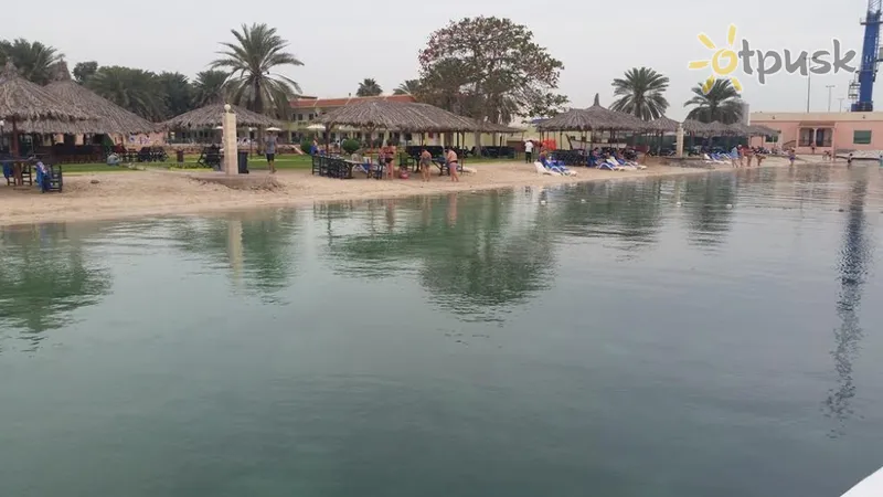 Фото отеля Bin Majid Flamingo Beach Resort 3* Умм Аль-Кувейн ОАЕ пляж