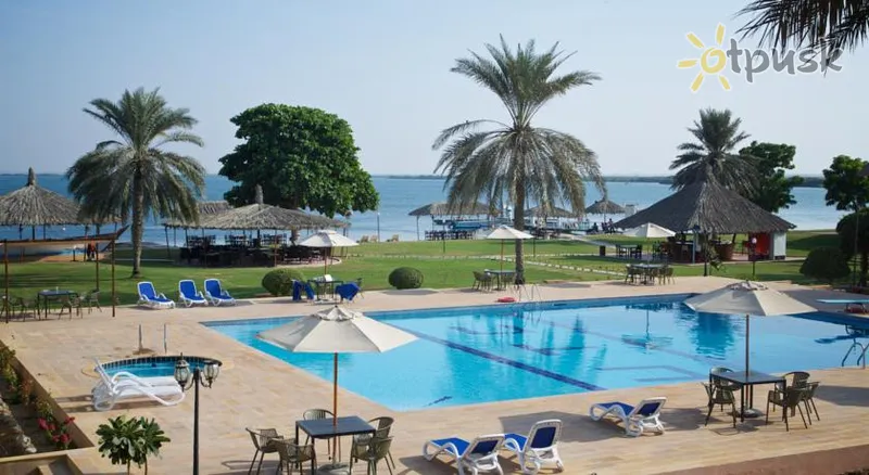 Фото отеля Bin Majid Flamingo Beach Resort 3* Um Al Quwain JAE išorė ir baseinai
