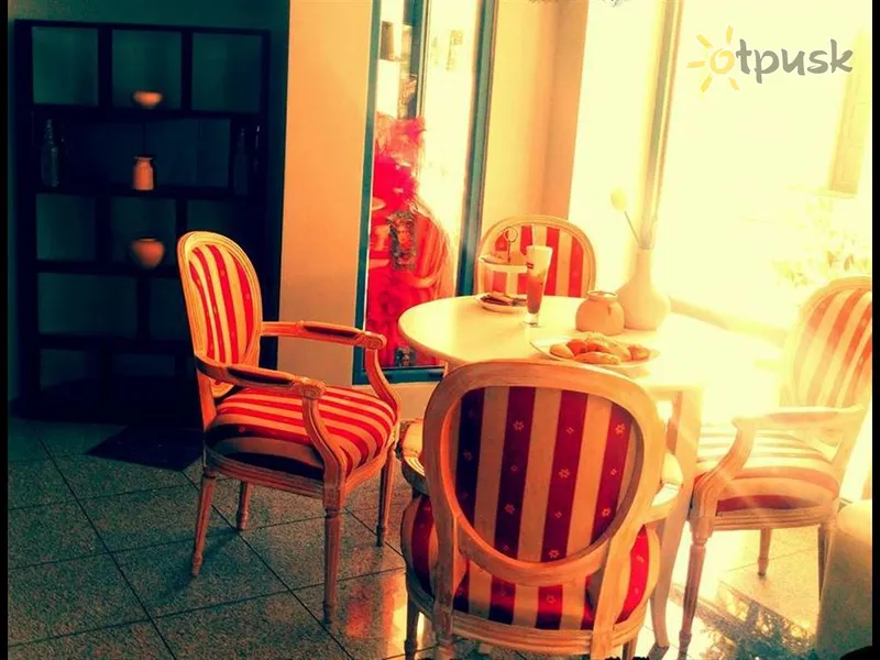 Фото отеля Central Hotel 3* Loutraki Grieķija bāri un restorāni