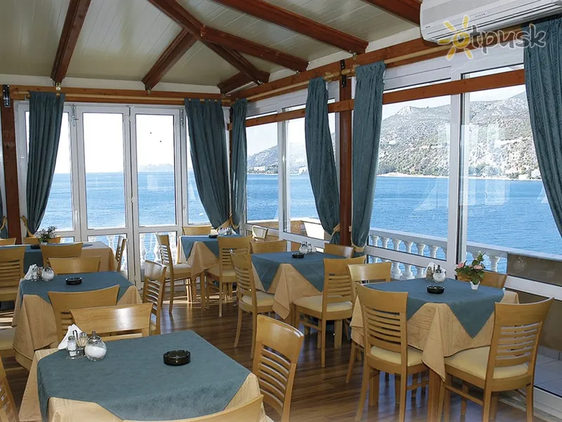 Фото отеля Mantas Seaside Boutique Hotel 3* Лутраки Греція бари та ресторани