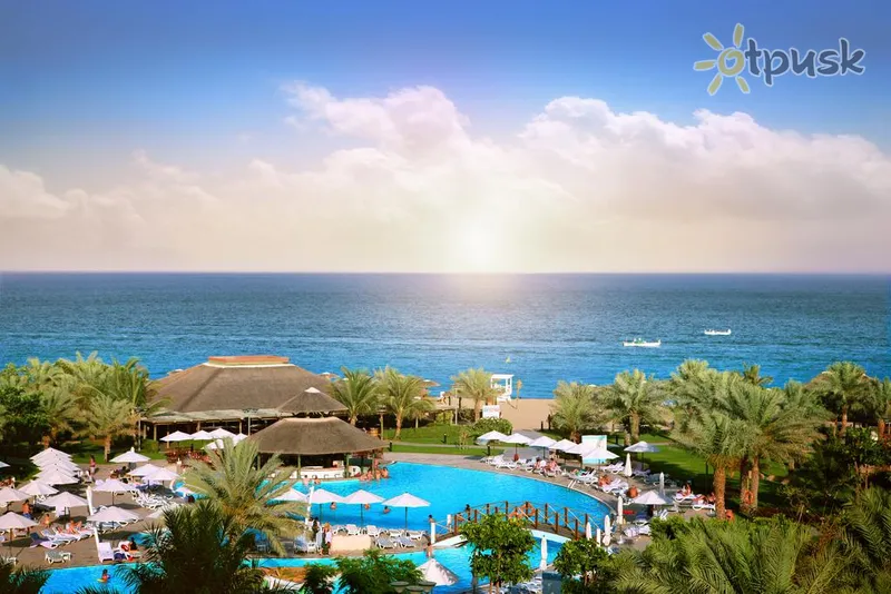 Фото отеля Fujairah Rotana Resort & Spa 5* Фуджейра ОАЭ экстерьер и бассейны