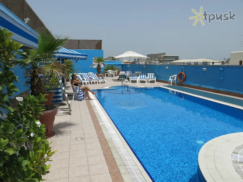 Фото отеля Golden Tulip Deira Hotel 4* Dubajus JAE išorė ir baseinai