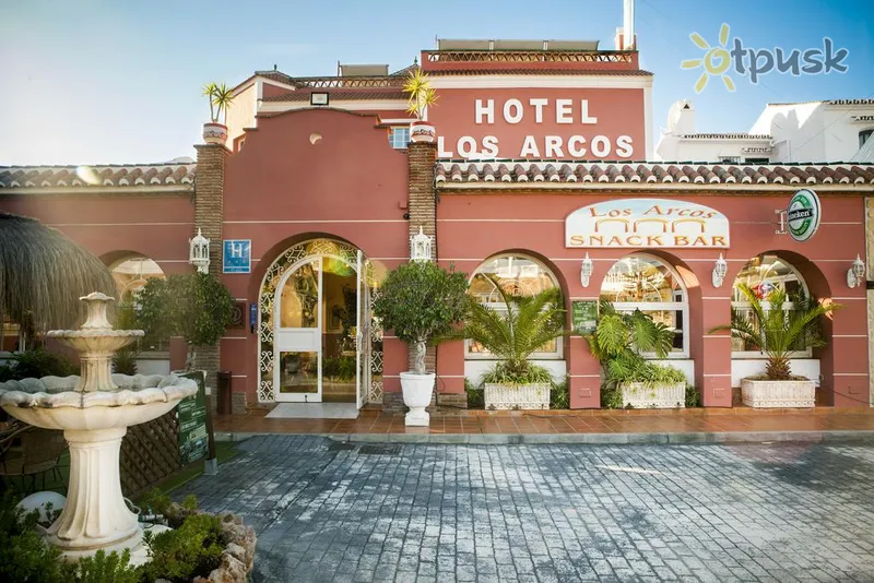 Фото отеля Los Arcos Hotel 3* Коста Дель Соль Испания экстерьер и бассейны