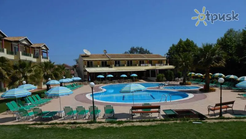 Фото отеля Damia Hotel 2* Korfu Graikija išorė ir baseinai