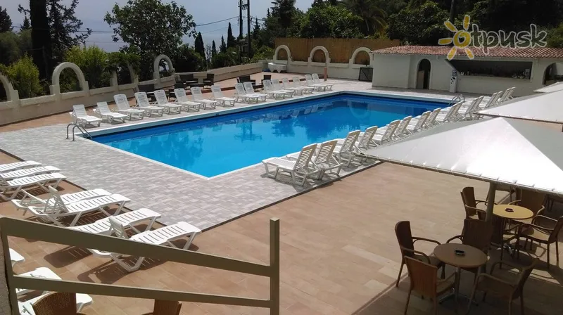 Фото отеля Benitses Bay View Hotel 3* о. Корфу Греція екстер'єр та басейни