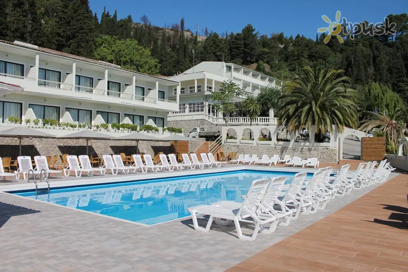 Фото отеля Benitses Bay View Hotel 3* par. Korfu Grieķija ārpuse un baseini