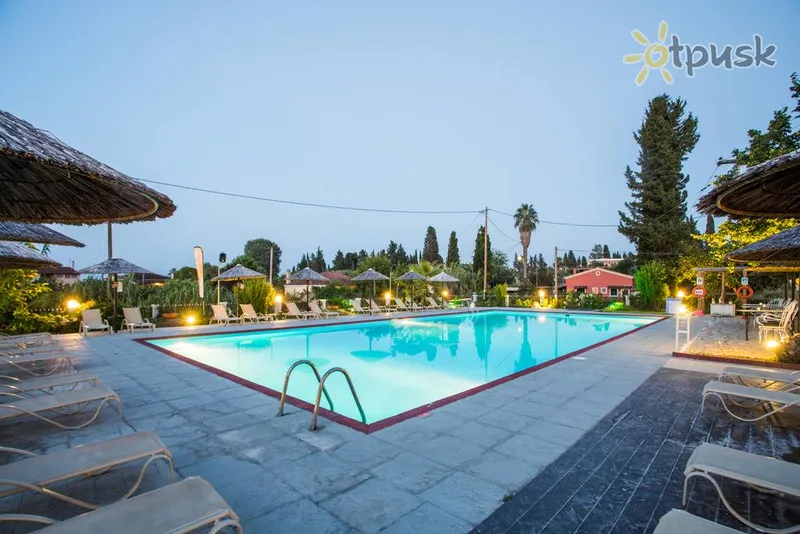 Фото отеля Silver Bay Hotel 3* Korfu Graikija išorė ir baseinai