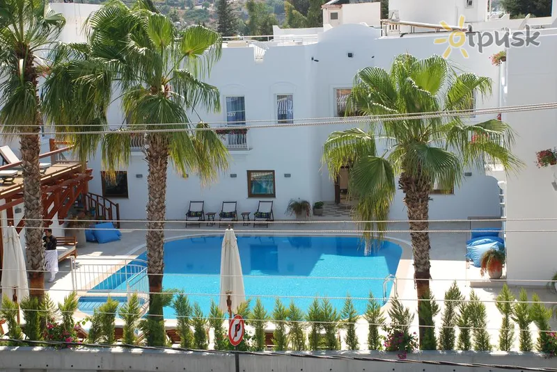 Фото отеля The Corner Hotel 3* Бодрум Туреччина екстер'єр та басейни