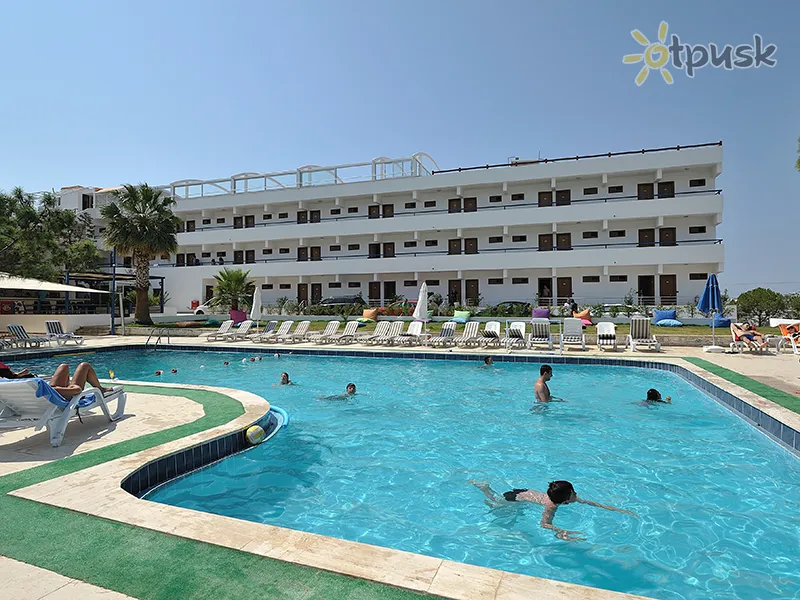 Фото отеля The Best Life Hotel Bodrum Center 4* Bodrumas Turkija išorė ir baseinai