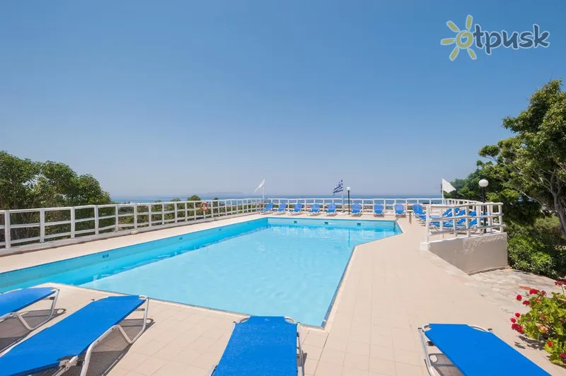 Фото отеля Panorama Sea View Studios & Apartments 3* о. Крит – Іракліон Греція екстер'єр та басейни
