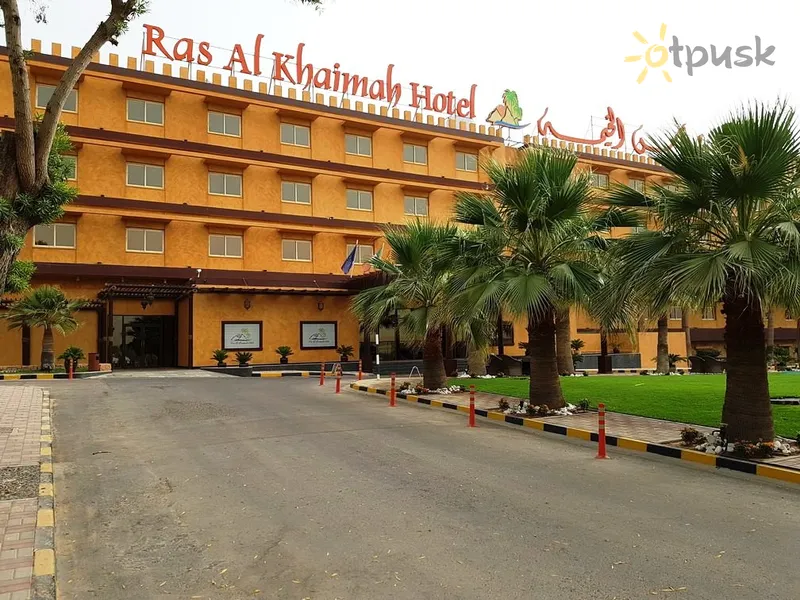 Фото отеля Ras Al Khaimah Hotel 4* Рас Аль-Хайма ОАЭ экстерьер и бассейны