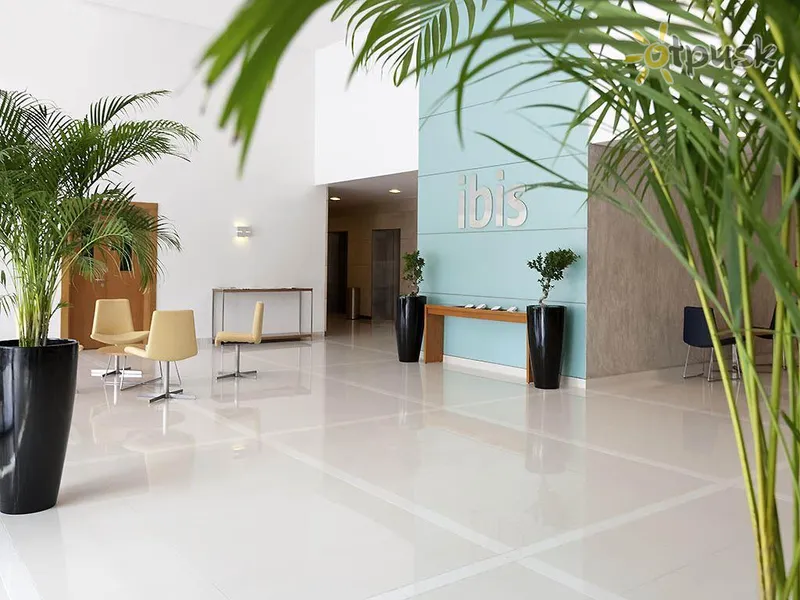 Фото отеля Ibis Abu Dhabi Gate 3* Абу Дабі ОАЕ лобі та інтер'єр
