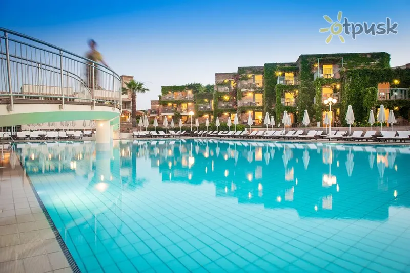 Фото отеля Bella Beach 5* о. Крит – Іракліон Греція екстер'єр та басейни