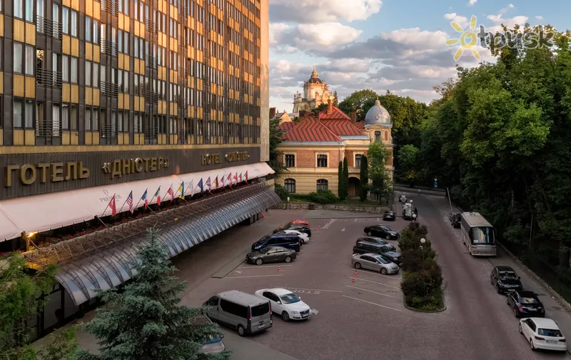 Фото отеля Premier Hotel Dnister 4* Львов Украина экстерьер и бассейны