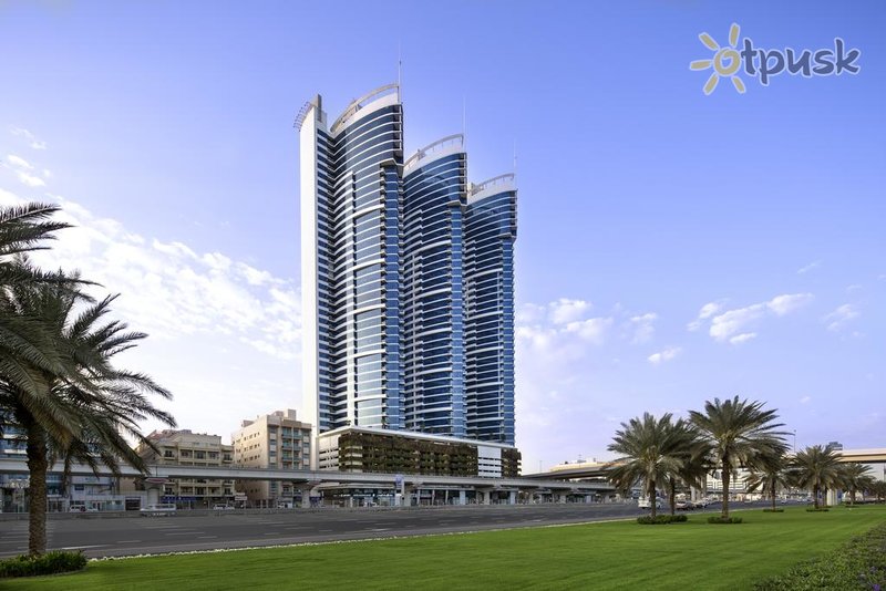 Фото отеля Novotel Dubai Al Barsha 4* Дубай ОАЭ экстерьер и бассейны