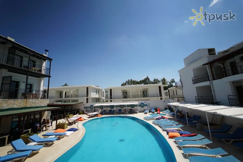 Фото отеля Salinas Beach Hotel 3* Bodrumas Turkija išorė ir baseinai
