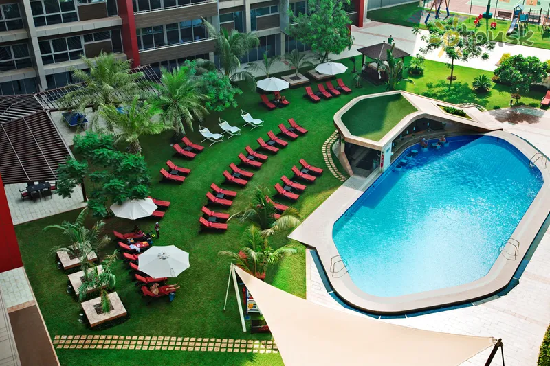 Фото отеля Park Rotana 5* Абу Дабі ОАЕ екстер'єр та басейни