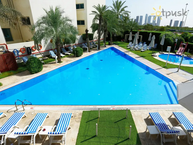Фото отеля One to One Hotel The Village 4* Абу Дабі ОАЕ екстер'єр та басейни