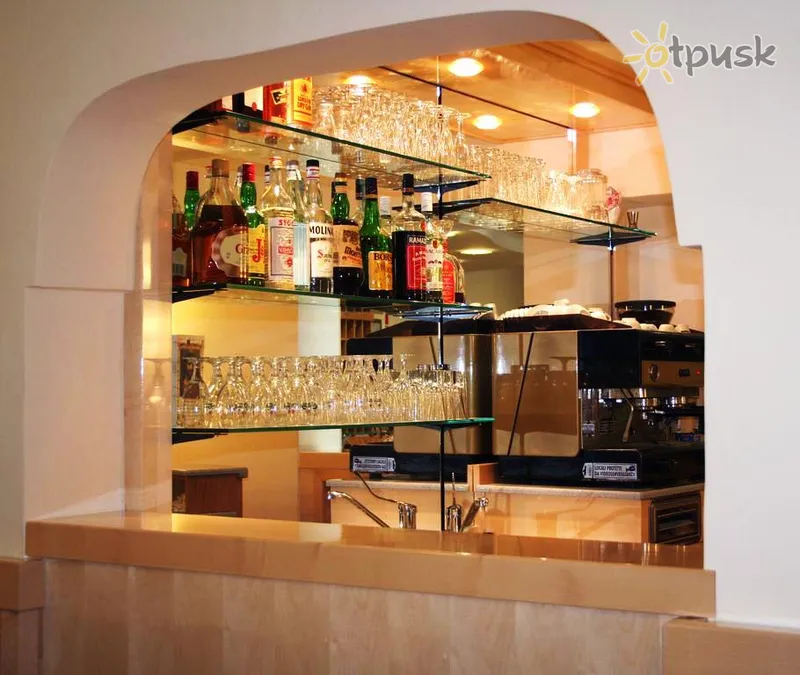Фото отеля Grazia Hotel 3* Тирренское побережье Италия бары и рестораны