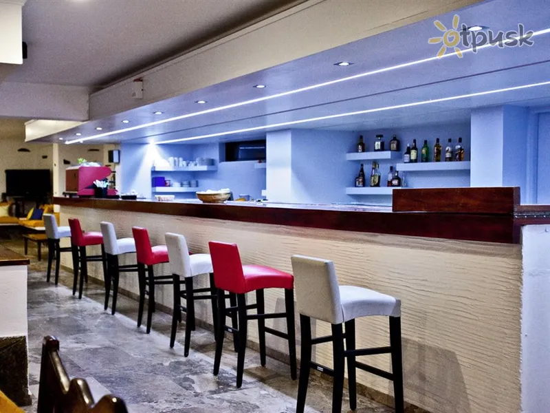 Фото отеля Aeolos Bay Hotel 3* Tinos Graikija barai ir restoranai