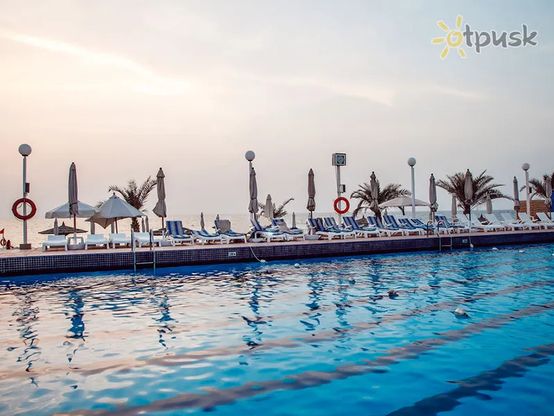 Фото отеля Sharjah Carlton Hotel 4* Шарджа ОАЕ екстер'єр та басейни