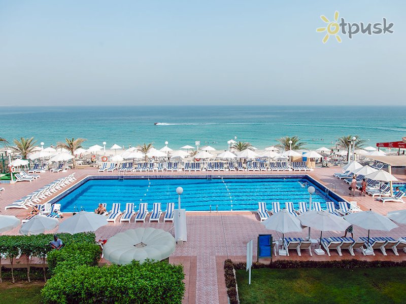 Фото отеля Sharjah Carlton Hotel 4* Шарджа ОАЭ экстерьер и бассейны