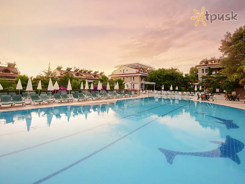Фото отеля Perdikia Hill Hotels & Villas 4* Fethiye Turkija išorė ir baseinai