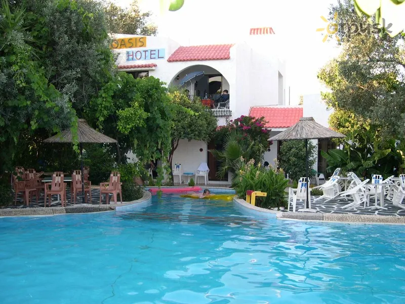 Фото отеля Oasis Hotel & Bungalows 3* Rodas Graikija išorė ir baseinai