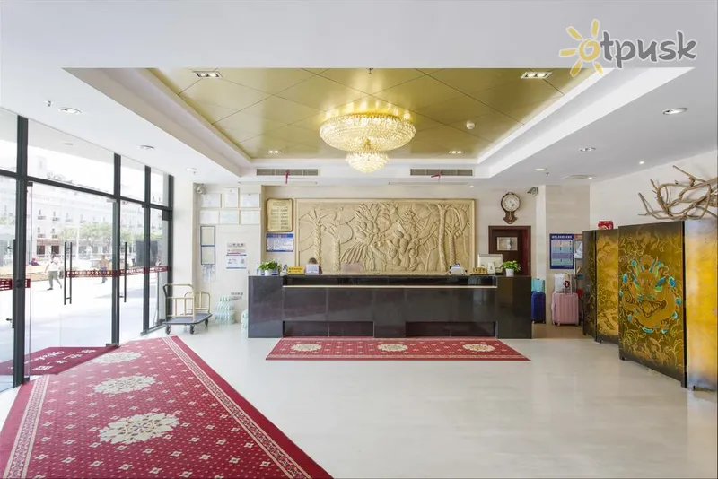 Фото отеля Hua Bao Shi Hotel Sanya 2* о. Хайнань Китай лобби и интерьер