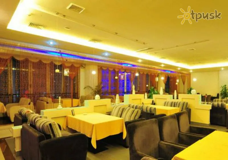 Фото отеля Sanya Baosheng Seaview Hotel 2* о. Хайнань Китай бары и рестораны