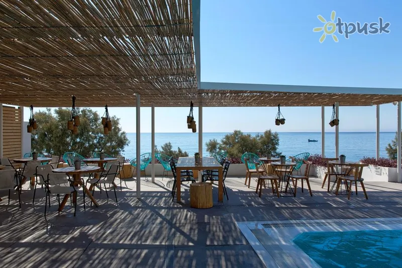 Фото отеля Kamari Beach Hotel 3* о. Санторіні Греція бари та ресторани