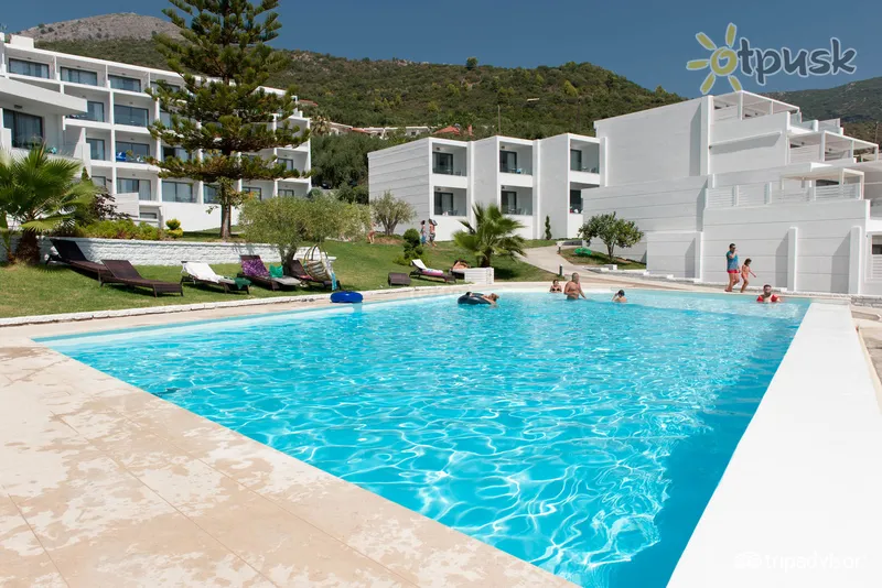 Фото отеля Lichnos Beach Hotel & Suites 5* Parga Grieķija ārpuse un baseini