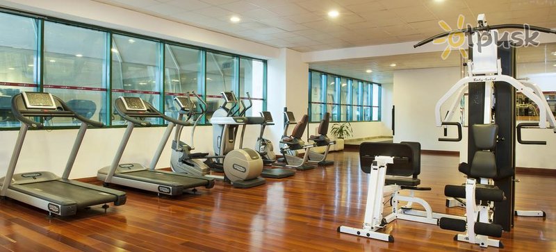 Фото отеля Golden Tulip Sharjah 4* Шарджа ОАЭ спорт и досуг