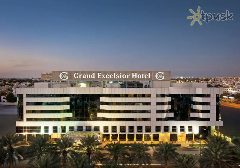 Фото отеля Grand Excelsior Hotel Deira 4* Dubaija AAE ārpuse un baseini