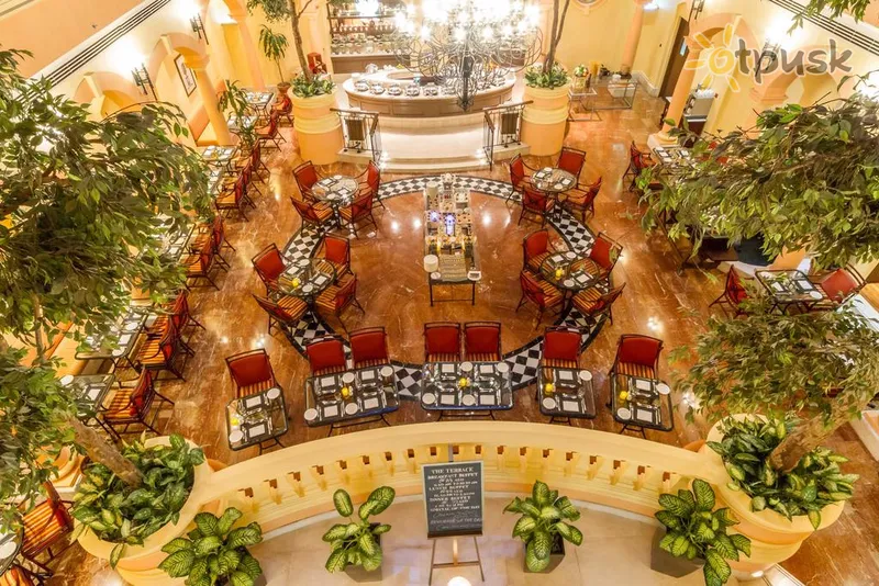Фото отеля Grand Excelsior Hotel Deira 4* Дубай ОАЭ бары и рестораны