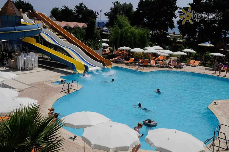 Фото отеля Klas Hotel 4* Alanija Turkija išorė ir baseinai