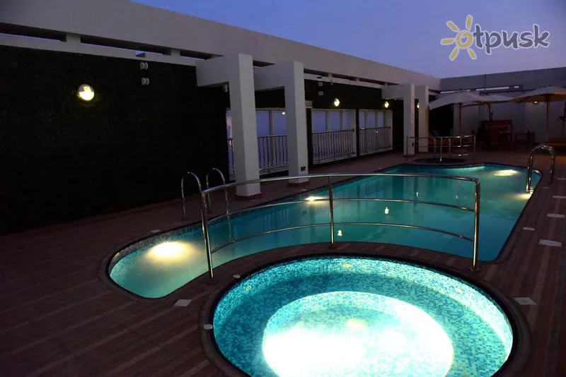 Фото отеля V Hotel Fujairah 4* Фуджейра ОАЕ екстер'єр та басейни