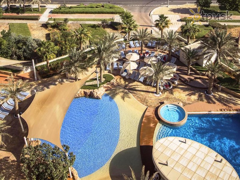 Фото отеля Yas Island Rotana 4* Абу Даби ОАЭ экстерьер и бассейны