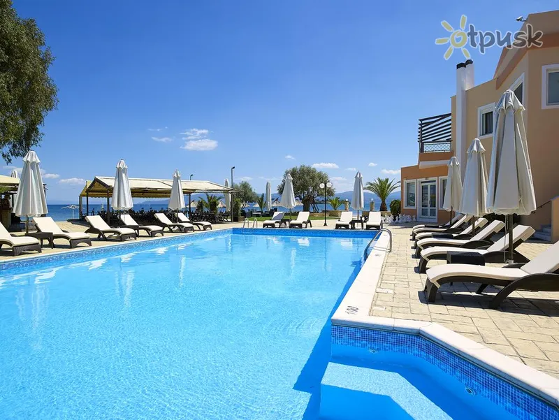 Фото отеля Avantis Suites Hotel 4* Euboja Graikija išorė ir baseinai