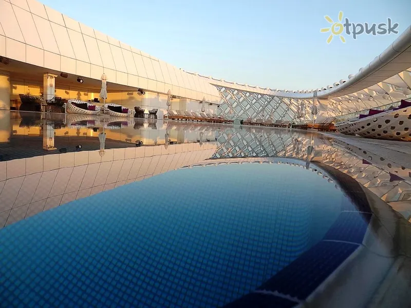 Фото отеля W Abu Dhabi Yas Island 5* Abu dabī AAE ārpuse un baseini