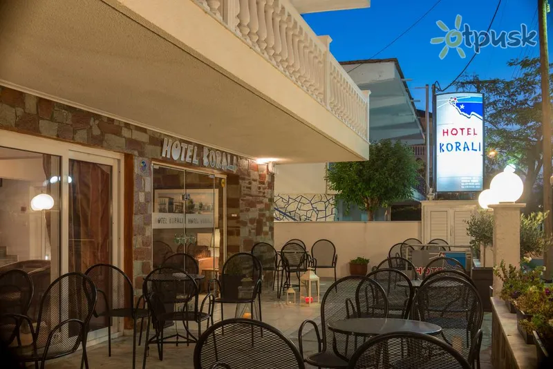 Фото отеля Korali Hotel 2* Pieria Grieķija bāri un restorāni