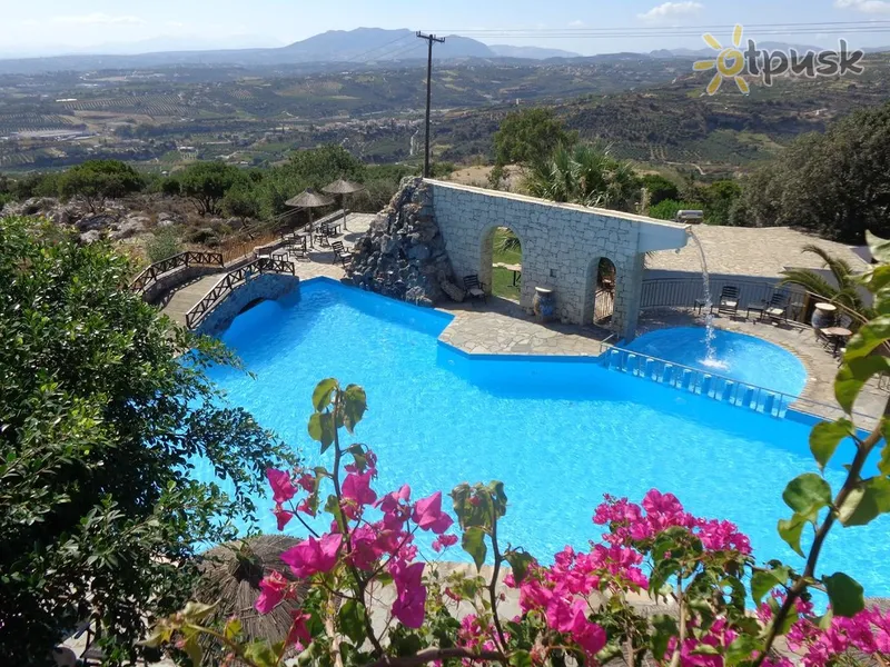 Фото отеля Arolithos Traditional Cretan Village 4* Kreta – Heraklionas Graikija išorė ir baseinai