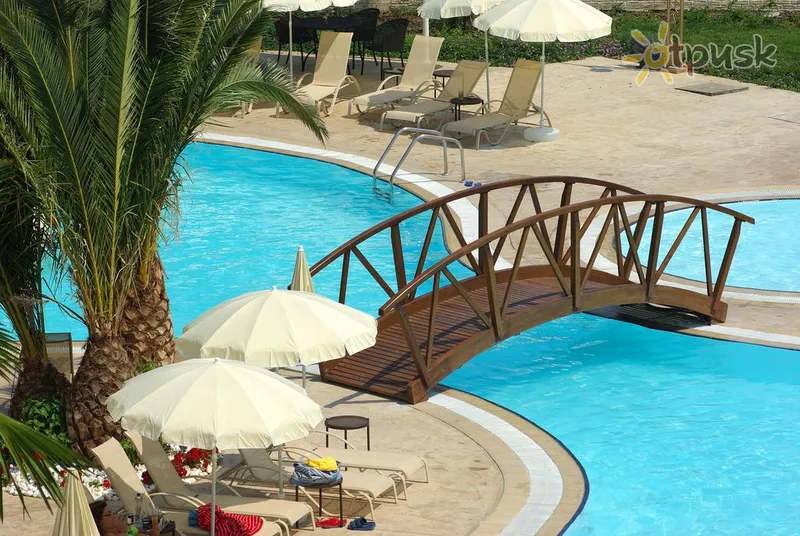 Фото отеля Mediterranean Princess 4* Pieria Graikija išorė ir baseinai