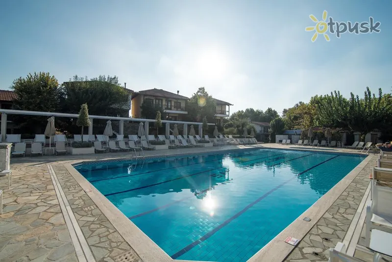 Фото отеля San Panteleimon Hotel 4* Pieria Graikija išorė ir baseinai