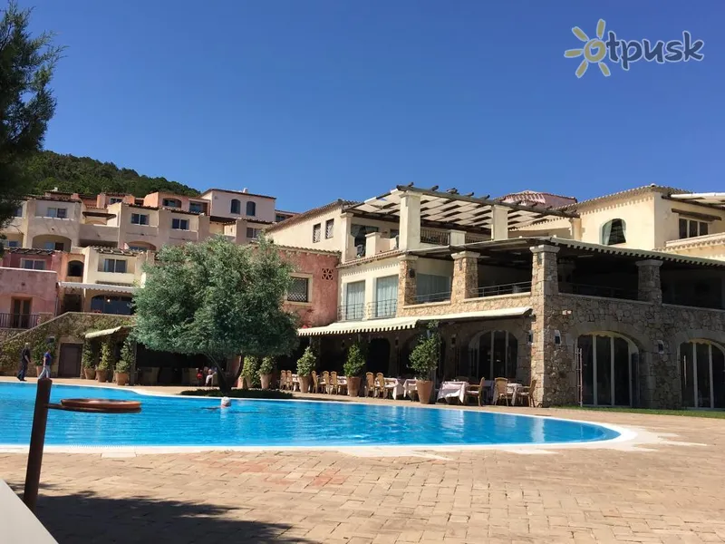 Фото отеля Colonna Pevero Hotel 5* о. Сардинія Італія екстер'єр та басейни