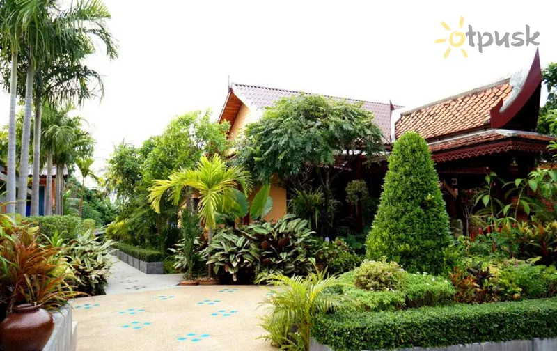 Фото отеля Baan Vanida Garden Resort 3* о. Пхукет Таїланд екстер'єр та басейни