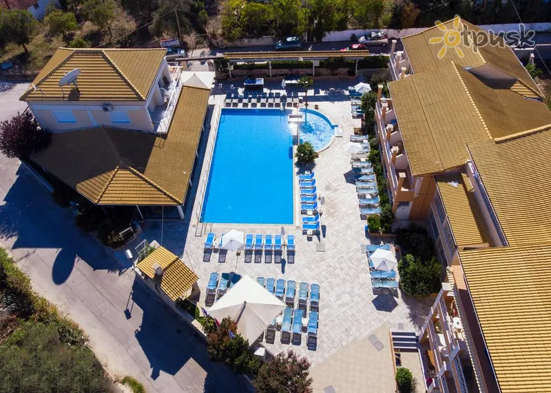 Фото отеля Kavos Plaza Hotel 3* о. Корфу Греція екстер'єр та басейни