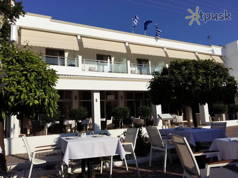 Фото отеля Akrogiali Exclusive Hotel 3* Halkidiki — Kasandra Grieķija bāri un restorāni